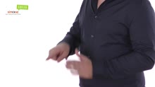 Október