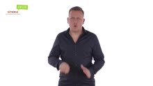 Október