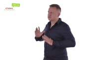 Augusztus